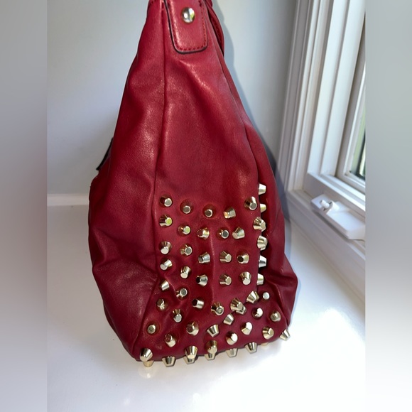 CHARMING CHARLIE SHOULDER HOBO BAG in BURGUNDY FAUX LEATHER W/ STUDS & WALLET - Picture 5 of 7